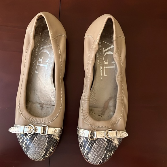 AGL Cap Toe Ballet Flat with Buckle Detail - Size 8.5M - Picture 1 of 8